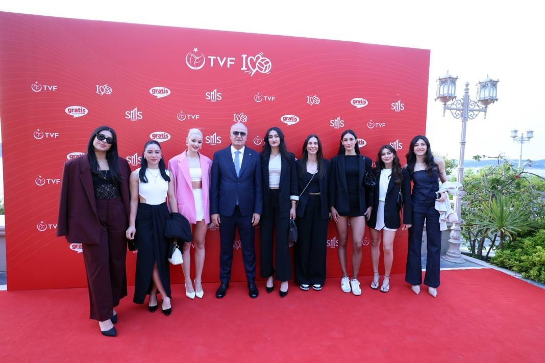 Filenin Sultanları'nın yıldızının sevgilisi Fenerbahçeli oyuncu çıktı: İlkin Aydın detayı 1